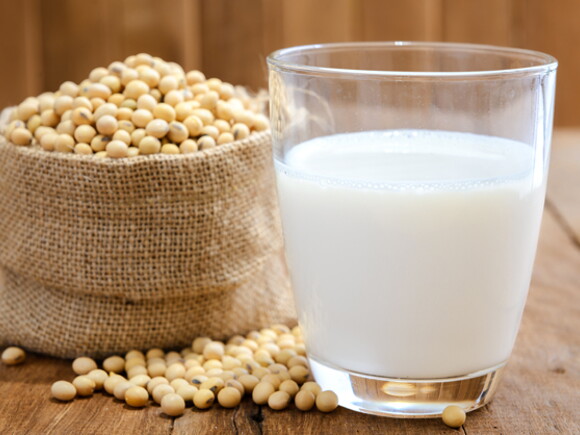 7 facts you need to know about soya milk for your child
