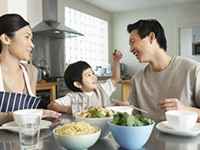 Feeding Your Growing Child Feeding Your Growing Child