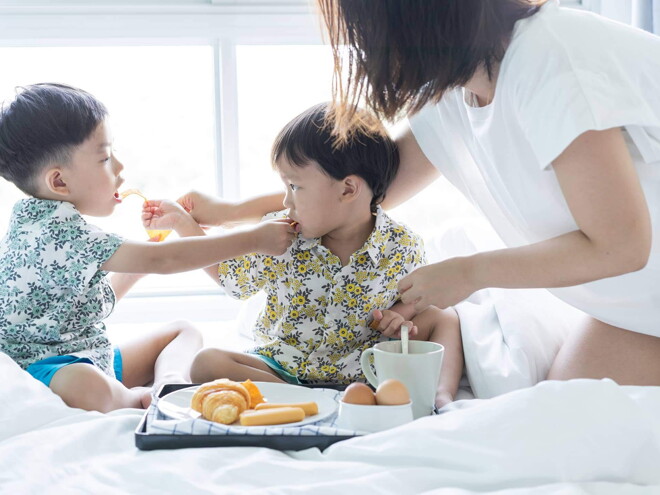 When should I offer my child wheat, eggs, or nuts? When should I offer my child wheat, eggs, or nuts?